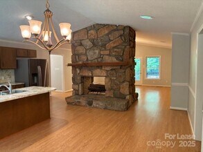 201 Neill Farm Rd in Troutman, NC - Building Photo - Building Photo