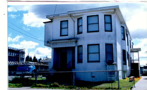 1376-1374 1378 1380 80th Ave in Oakland, CA - Building Photo