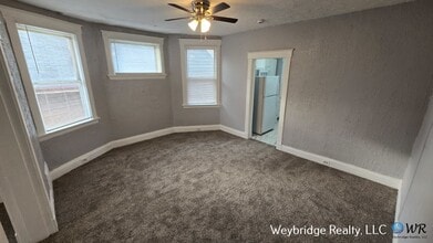 3209 Gilbert Ave in Cincinnati, OH - Building Photo - Building Photo