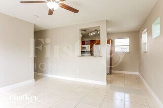 1530 N 68th Ave in Hollywood, FL - Building Photo - Building Photo