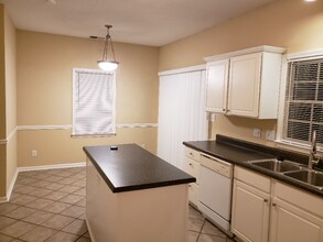 107 Shining Armor Ct in Mooresville, NC - Building Photo - Building Photo