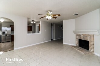 3913 Fox Run Dr in Fort Worth, TX - Building Photo - Building Photo