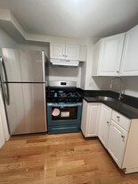 235 Lexington St, Unit #3 in Boston, MA - Building Photo - Building Photo