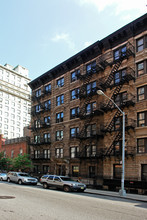 137 E 26th St in New York, NY - Building Photo - Building Photo