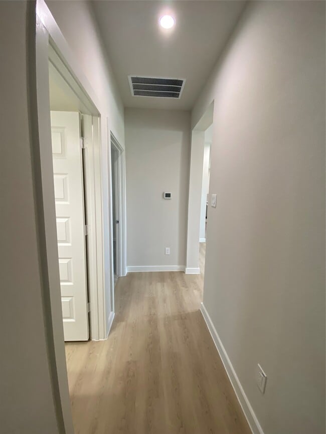 property at 40414 Gerygone Ln