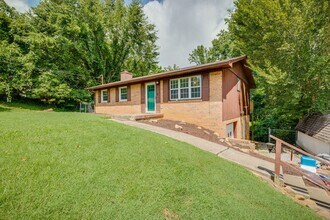 512 Merman Rd in Kingsport, TN - Building Photo - Building Photo