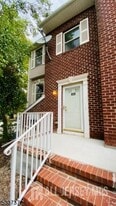 456 Great Beds Ct in Perth Amboy, NJ - Building Photo