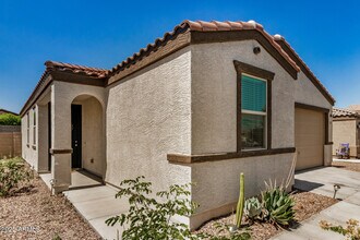 19958 W Washington St in Buckeye, AZ - Building Photo - Building Photo