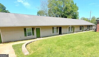 101 Sharp St in Bremen, GA - Building Photo