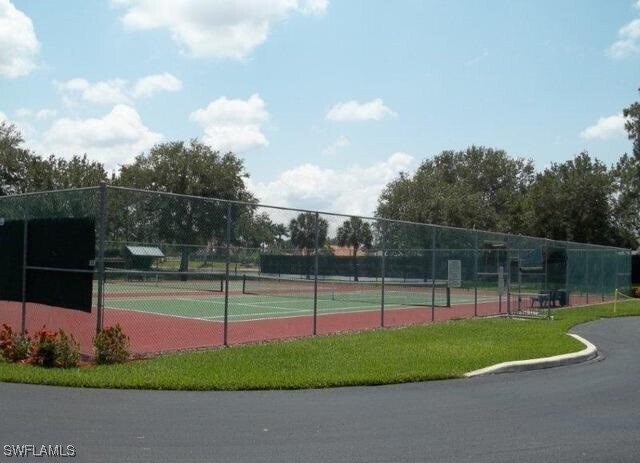 property at 960 Partridge Cir