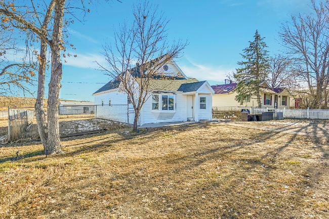 property at 660 Hickory St