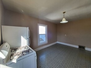 3914-3916 2nd Ave in Des Moines, IA - Building Photo - Building Photo