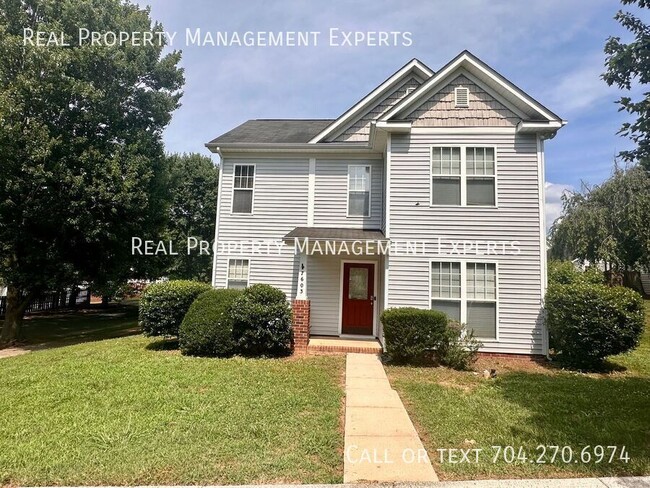 7603 Rolling Meadows Ln in Huntersville, NC - Building Photo - Building Photo