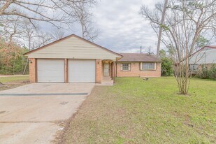 510 Alison St in Conroe, TX - Building Photo