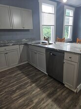 1941 Madison St in Dubuque, IA - Building Photo - Building Photo