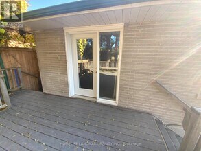 70 Holford Crescent in Toronto, ON - Building Photo - Building Photo