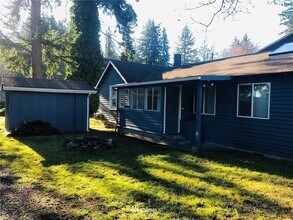 3325 Lincoln Way in Lynnwood, WA - Foto de edificio - Building Photo