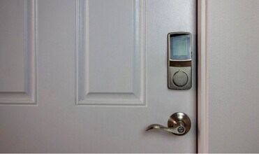 14 River Rd, Unit Suite 3 in Pittsburgh, PA - Foto de edificio - Building Photo