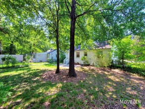 1906 Liberty Dr in Greensboro, NC - Building Photo - Building Photo