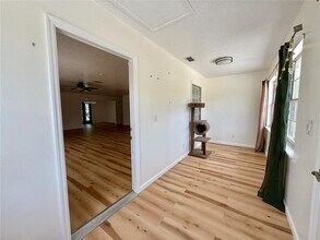 7510 Gentian St in Orlando, FL - Foto de edificio - Building Photo