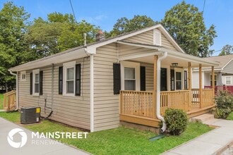 218 E Todd Ln in Charlotte, NC - Building Photo - Building Photo