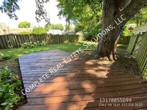 6215 Indianola Ave in Indianapolis, IN - Building Photo - Building Photo