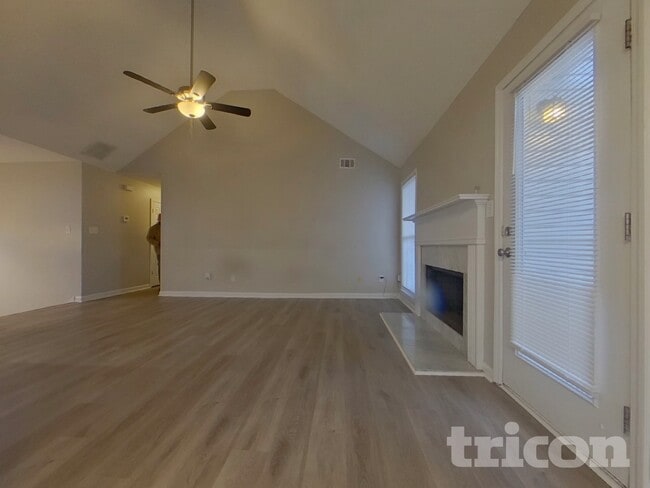 4901 Martin Farms Rd in Powder Springs, GA - Building Photo - Building Photo