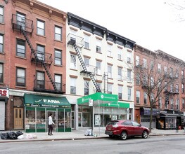 431-433 Court St in Brooklyn, NY - Foto de edificio - Building Photo