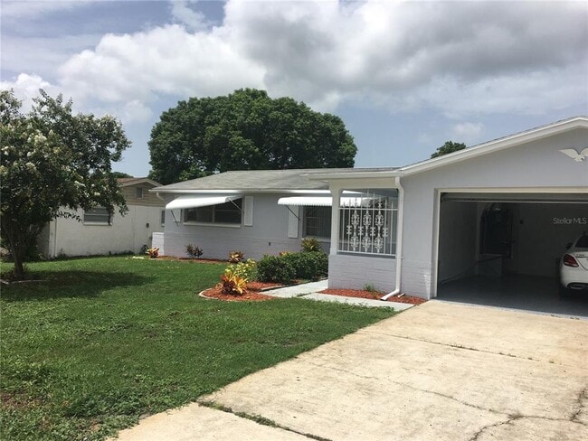 property at 3633 Cockatoo Dr