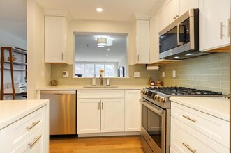 4 Canal Park in Cambridge, MA - Building Photo - Building Photo