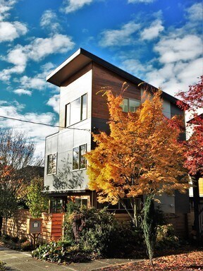 933B 13th Ave in Seattle, WA - Building Photo