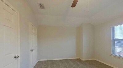 808 Wolf Trail in Desoto, TX - Building Photo - Building Photo