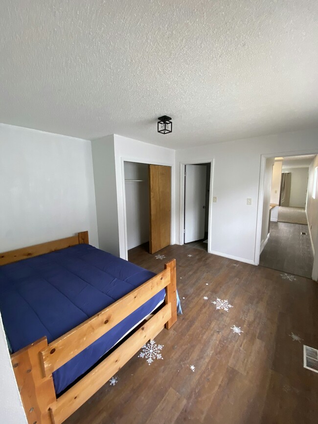 property at 18 Palmer St