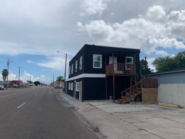 property at 618 S F St