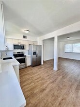 4204 SW 14th St in Miami, FL - Building Photo - Building Photo