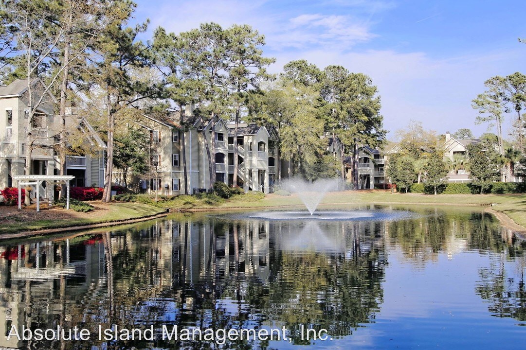 380 Marshland Rd in Hilton Head Island, SC - Foto de edificio