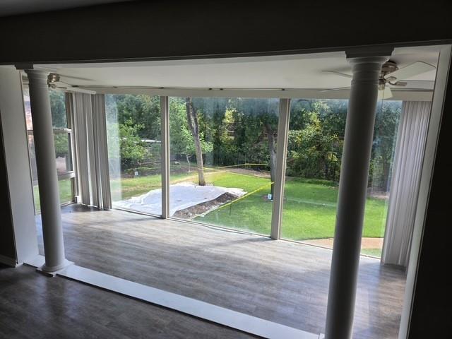 7812 Royal Ln in Dallas, TX - Building Photo