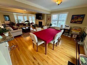 122 Forest St in Watertown, MA - Building Photo - Building Photo