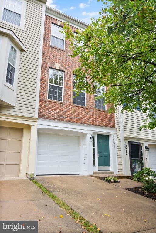 property at 12527 Heykens Ln