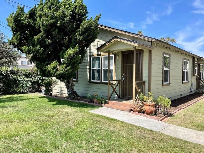 property at 2772 Jefferson St