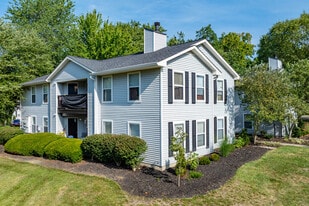The Retreat at Stillmeadow in Cincinnati, OH - Building Photo