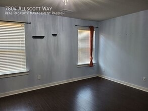 7804 Allscott Way in Raleigh, NC - Building Photo - Building Photo