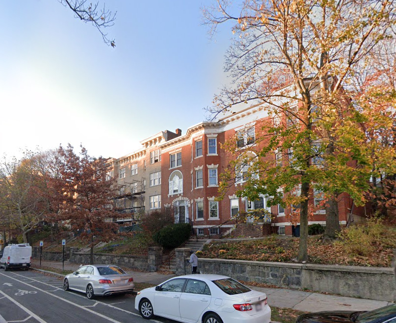 1584 Beacon St, Unit PH1 in Brookline, MA - Building Photo