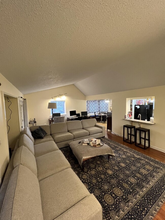 1837 W Ora Dr in Fayetteville, AR - Building Photo - Building Photo