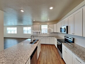 1199 Wagon Way in Spanish Fork, UT - Building Photo - Building Photo