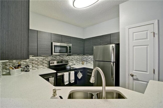 1100 Park Creek Ct, Unit 5412K in Gainesville, GA - Building Photo - Building Photo