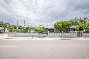 5204 N Miami Ave in Miami, FL - Building Photo