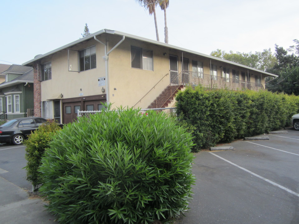 Bando apartments in San Jose, CA - Building Photo