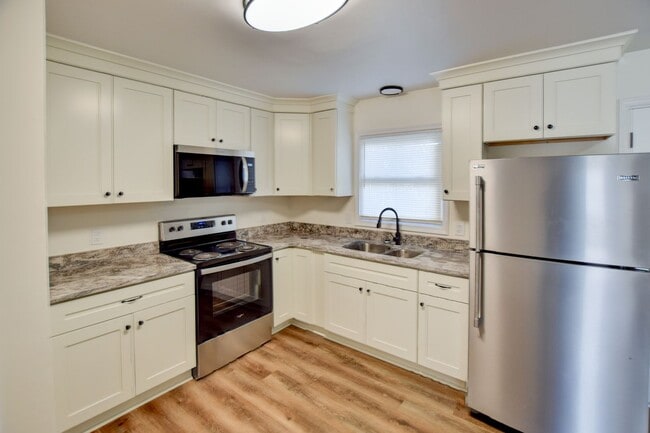 2625 Harvard Dr in Chesapeake, VA - Building Photo - Building Photo