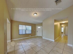 20844 NW 20th St in Pembroke Pines, FL - Foto de edificio - Building Photo